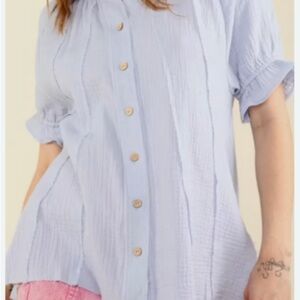 Light Blue Button-Down Short Sleeve Shirt - Casual Women's Top